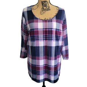 Alia 1X purple lavender and navy blue half sleeve scoop neck knit top